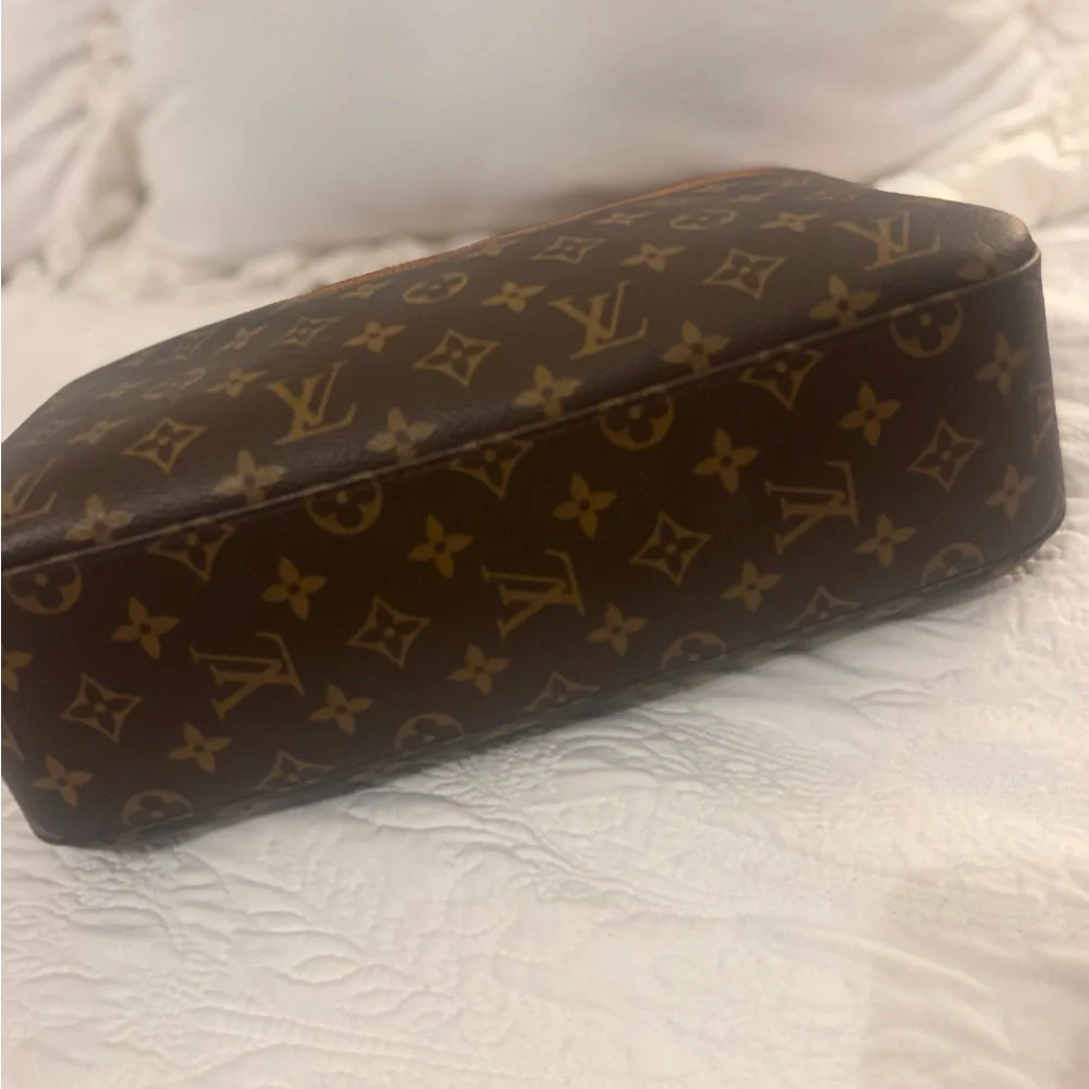 Louis Vuitton Slouchy PM - Picture 4 of 13